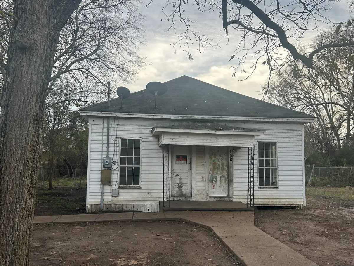 106 Pine Street, Oil City, LA 71061 - Image #1