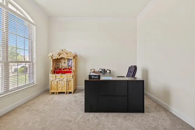 417 Burberry Drive, Grand Prairie, TX 75052 - Image #3