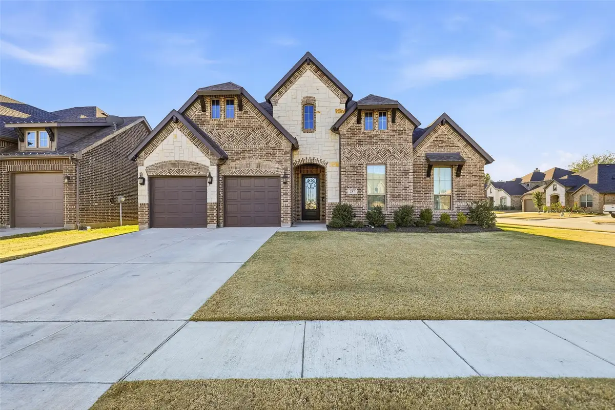 287 Paluxy Street, Burleson, TX 76028 - Image #1