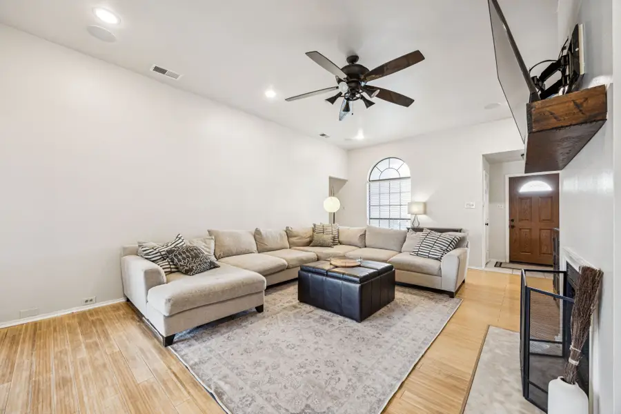 3010 Presidio Circle, Carrollton, TX 75007 - Image #3