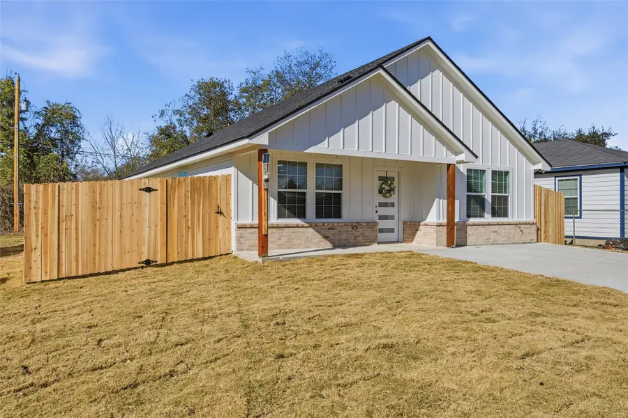 945 Holt Avenue, Waco, TX 76706 - Image #2