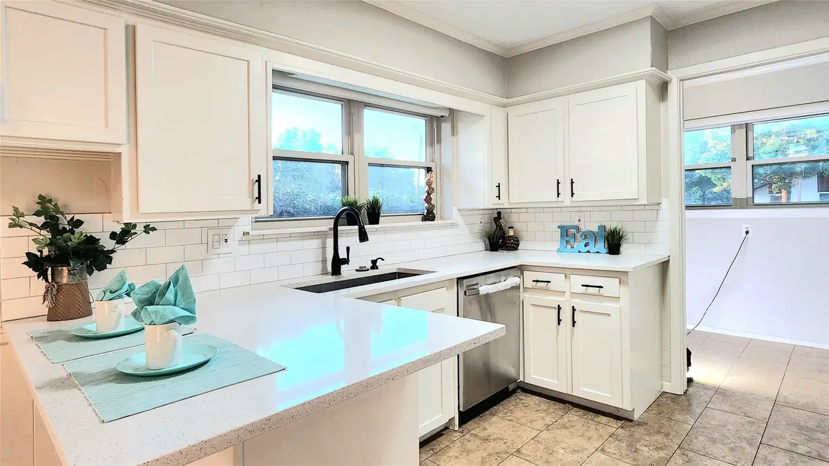 1911 Greenhaven Drive, Richardson, TX 75080 - Image #1