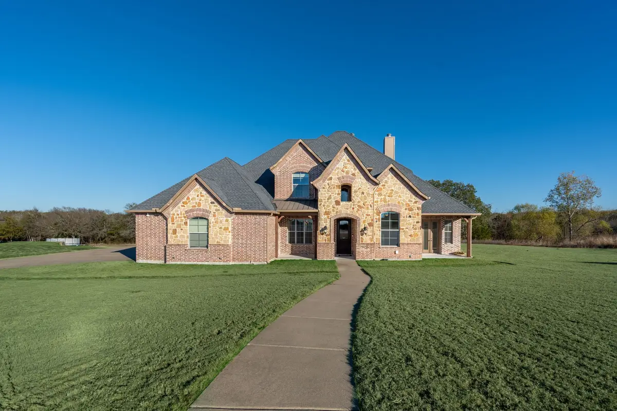3278 Hillview Drive, Royse City, TX 75189 - Image #1