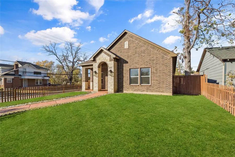 3301 Hanger Avenue, Fort Worth, TX 76105 - Image #2