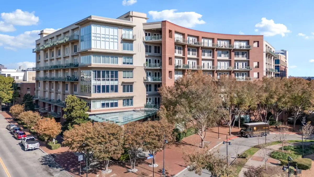 5055 Addison Circle #733, Addison, TX 75001 - Image #1