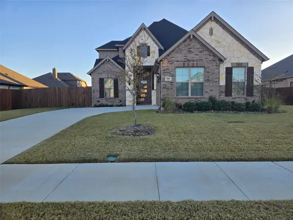 806 Monza Drive, Midlothian, TX 76065