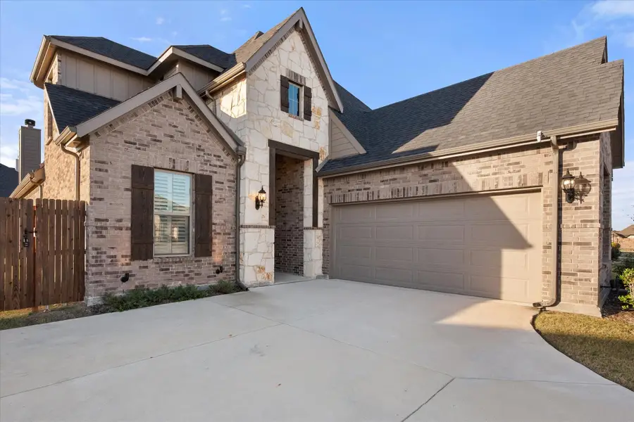 806 Monza Drive, Midlothian, TX 76065 - Image #3