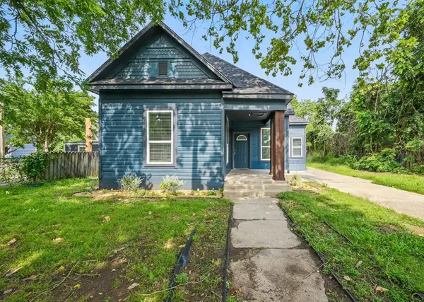 210 N 5th Avenue, Denison, TX 75021