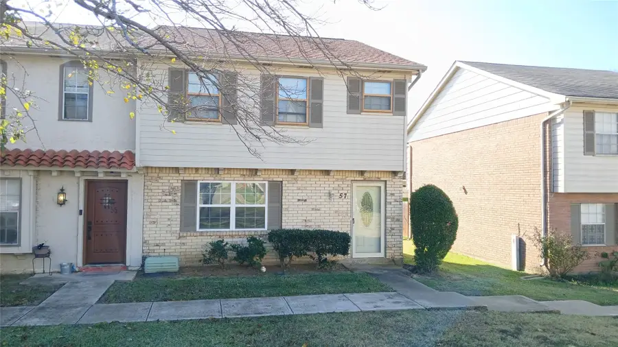 57 W Townhouse Lane #18, Grand Prairie, TX 75052 - Image #2