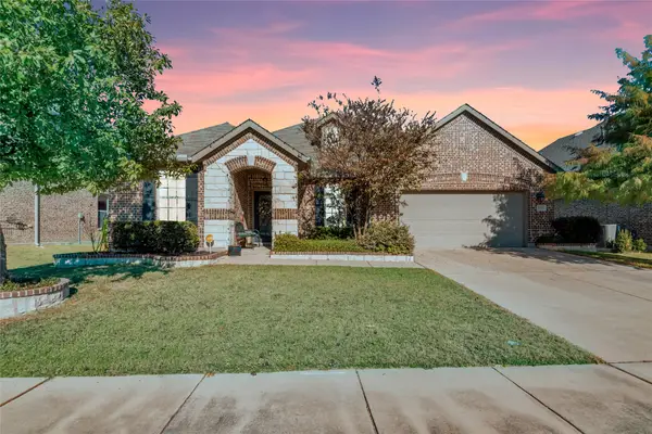 1012 Sweeping Butte Drive, Fort Worth, TX 76052