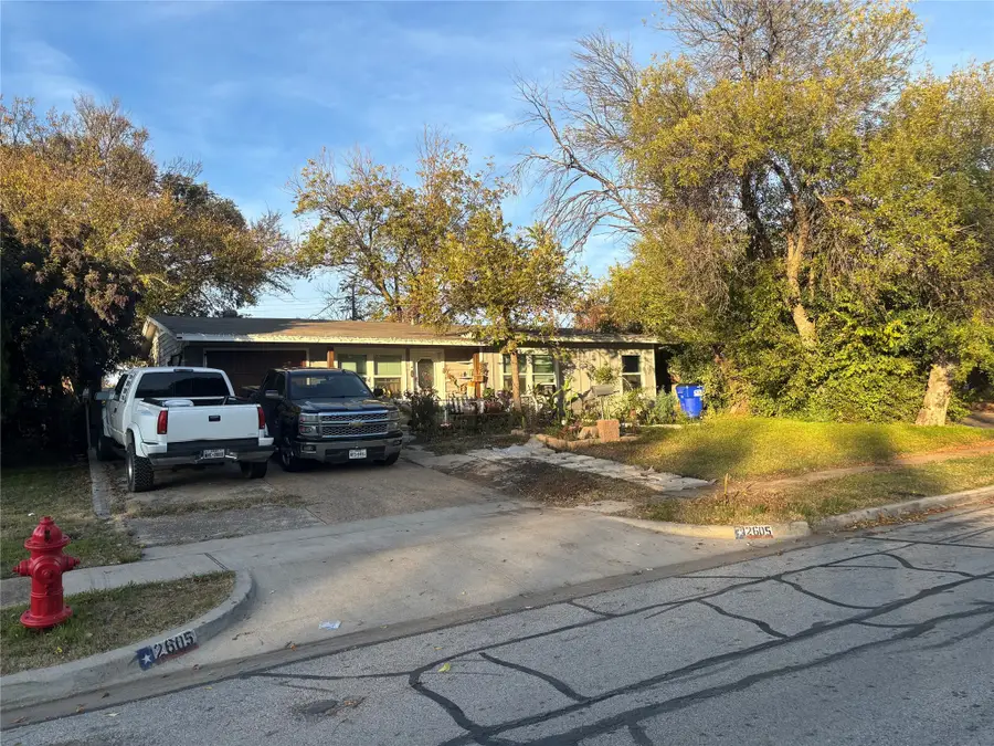 2605 Greenhurst Drive, Farmers Branch, TX 75234 - Image #3