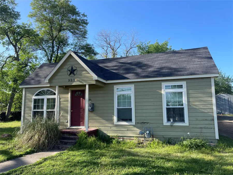 921 College Street, Sulphur Springs, TX 75482 - Image #3