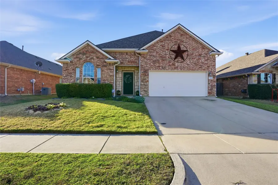 7429 Gairlock Drive, Fort Worth, TX 76179 - Image #2