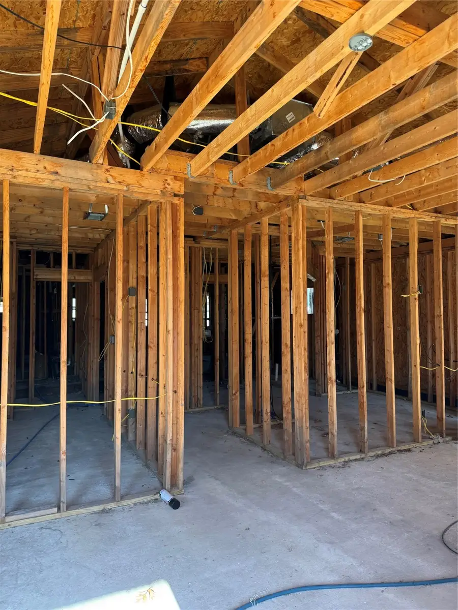 3030 Mark Twain Drive, Farmers Branch, TX 75234 - Image #2