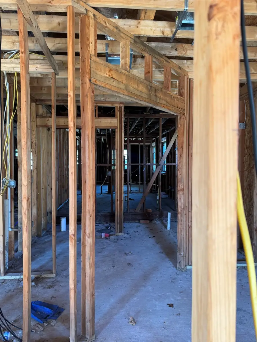 3030 Mark Twain Drive, Farmers Branch, TX 75234 - Image #3