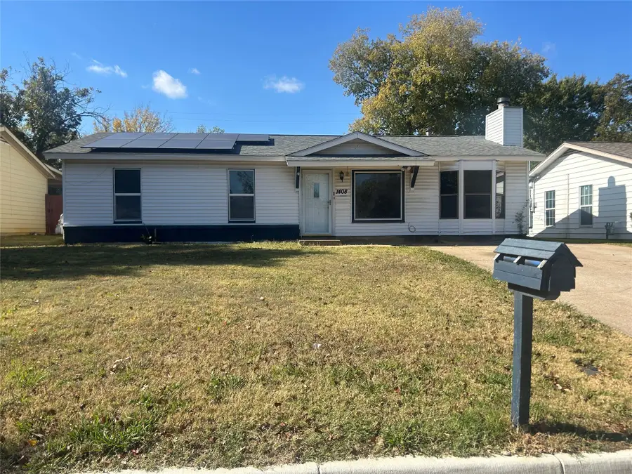 1408 Pikeview Terrace, Arlington, TX 76011 - Image #2