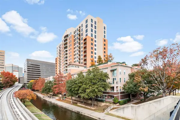 330 Las Colinas Boulevard E #422, Irving, TX 75039