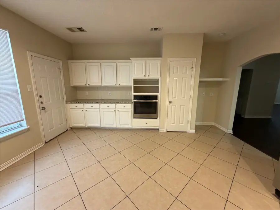 2361 Shinnery Oak Drive, Plano, TX 75074 - Image #3