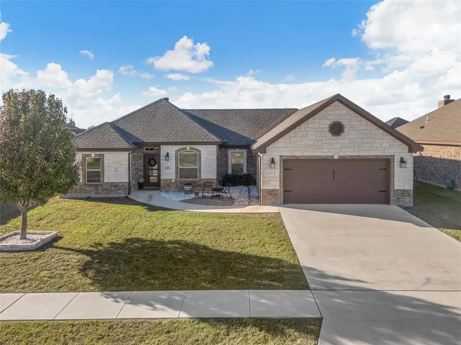 408 Magnolia Drive, Troy, TX 76579 - #2