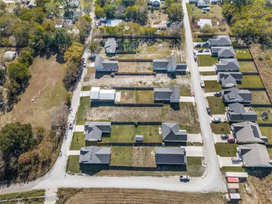 319 N Main Street, Randolph, TX 75475 - Image #2