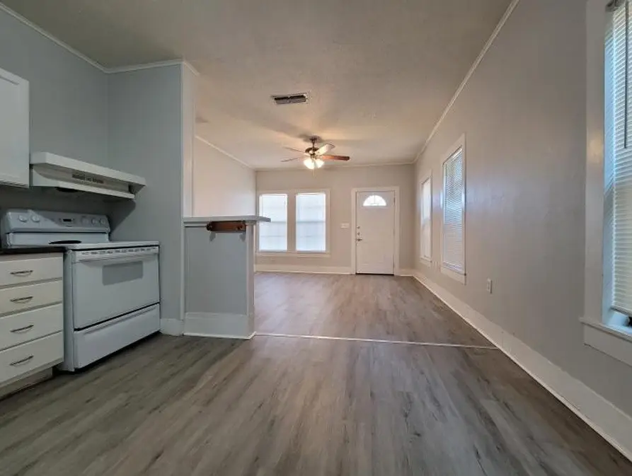 401 Main Street, Brownwood, TX 76801 - Image #3