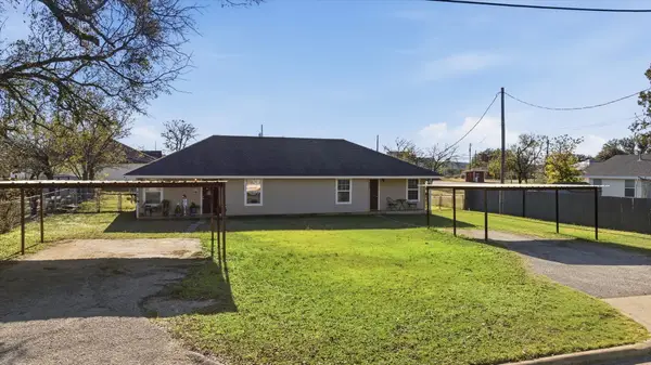 404 A/B Bryan, Glen Rose, TX 76043