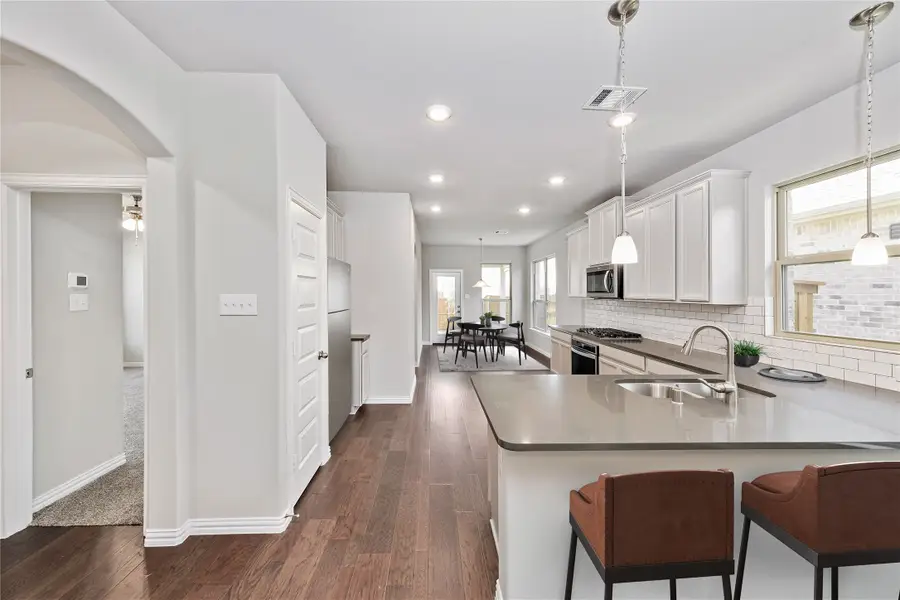 17048 Mimbre Drive, Justin, TX 76247 - Image #2