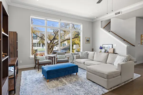 5818 Lindell Avenue #B, Dallas, TX 75206