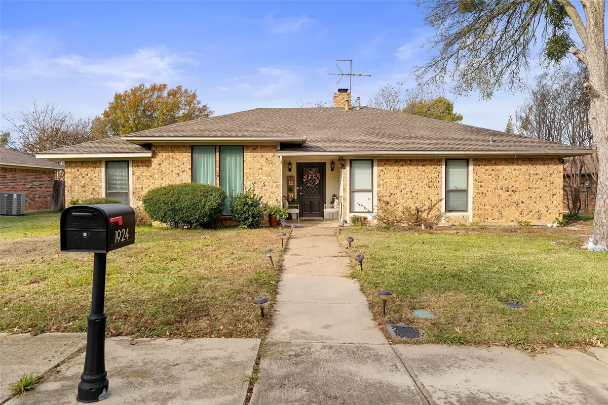 1924 Ruidoso Run, Lewisville, TX 75077 - Image #1