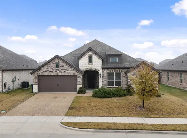 2815 Diamondback Drive, Melissa, TX 75454