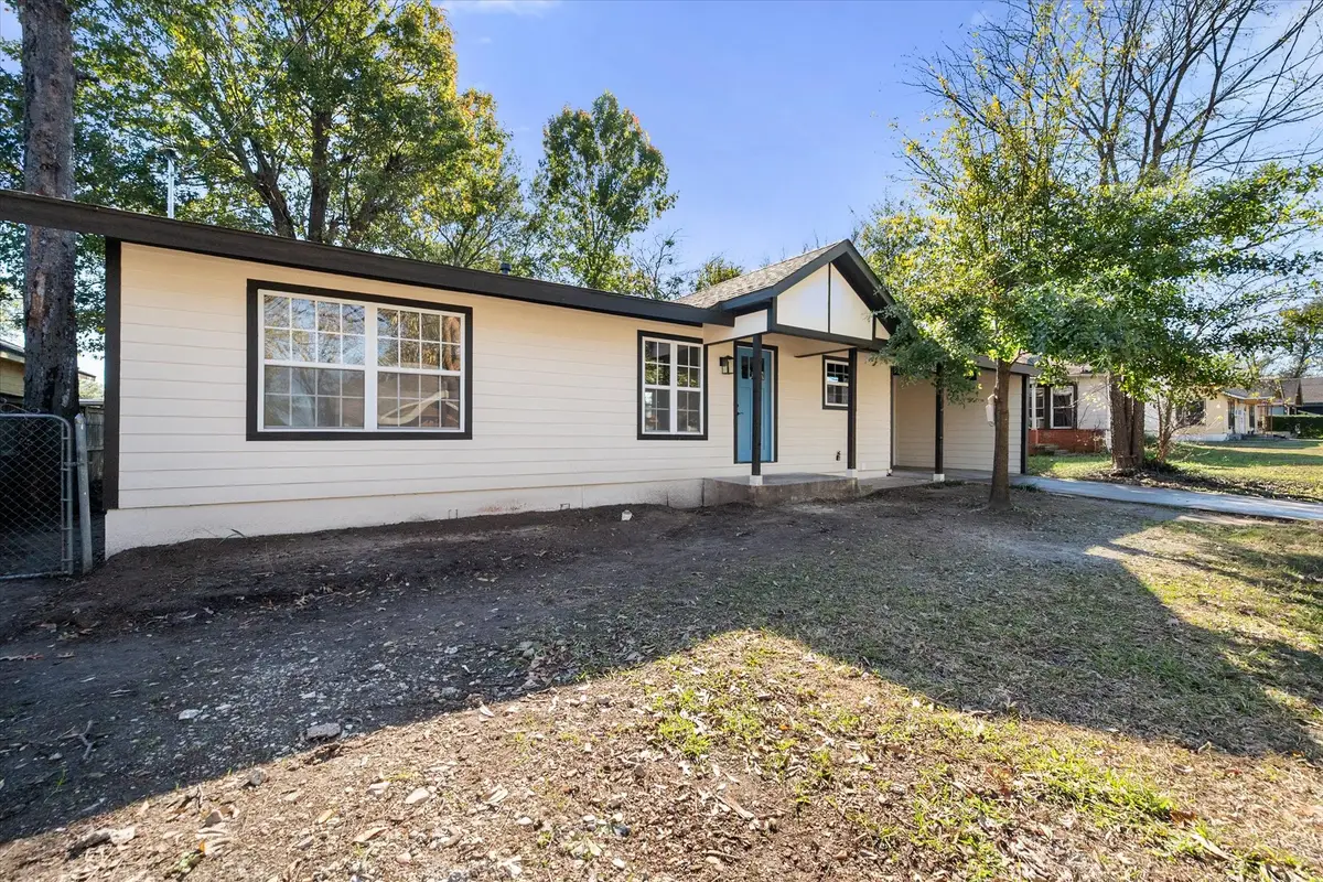 1125 W 6th Avenue, Corsicana, TX 75110 - Image #1