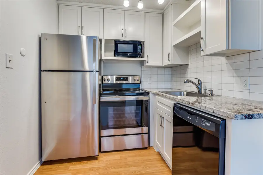 2300 Balsam Drive #G302, Arlington, TX 76006 - Image #2