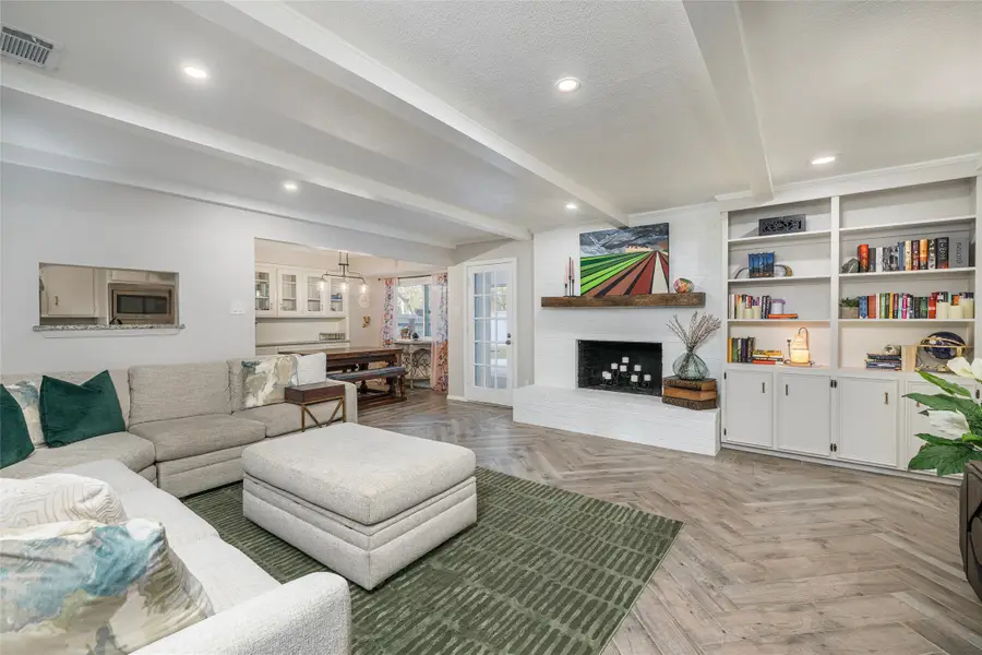 5809 Rayburn Drive, Fort Worth, TX 76133 - Image #3