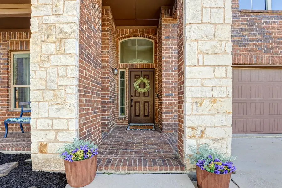 15616 Carlton Oaks Drive, Fort Worth, TX 76177 - Image #3