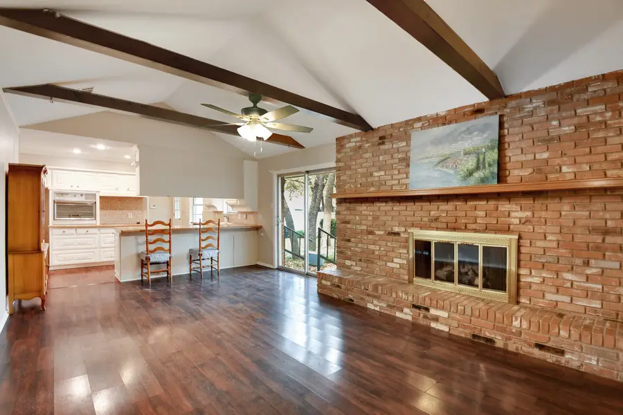 709 W Pleasantview Drive, Hurst, TX 76054 - Image #3