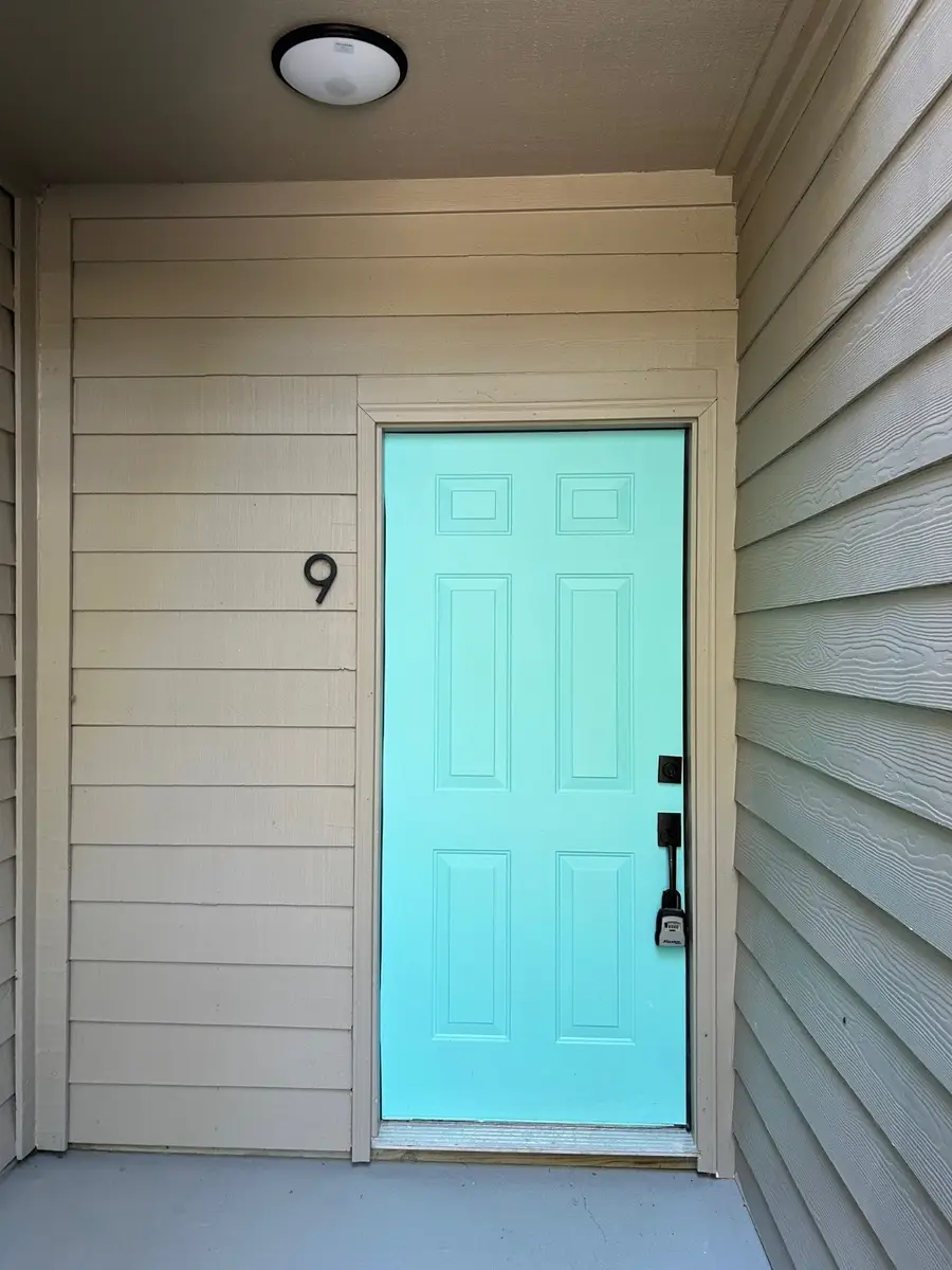 8545 Midpark Road #9, Dallas, TX 75240 - Image #2