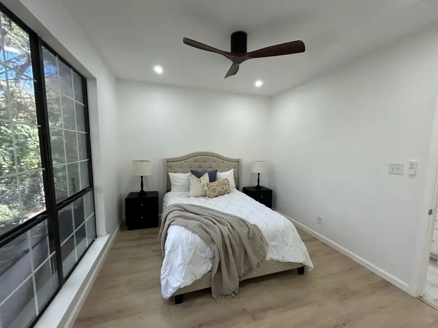 8545 Midpark Road #9, Dallas, TX 75240 - Image #3