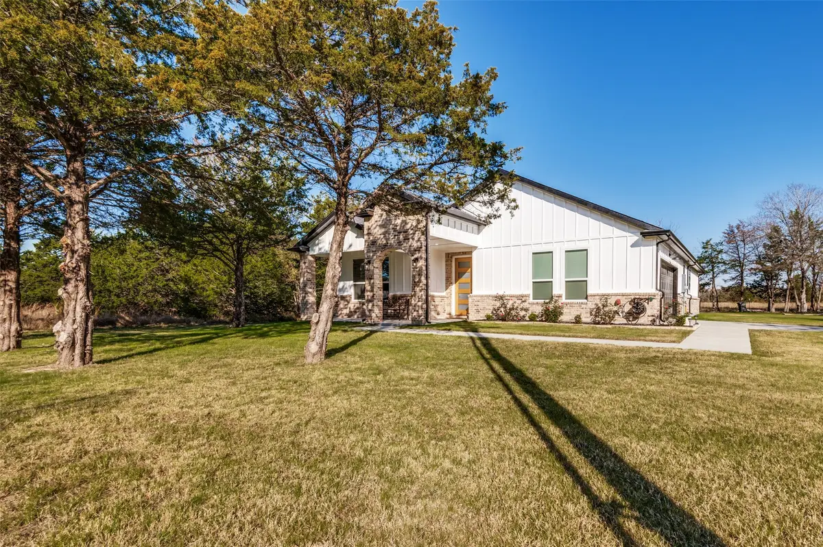 270 County Road 3501, Greenville, TX 75402 - Image #1