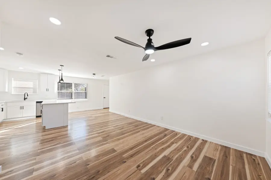 8514 Graywood Drive, Dallas, TX 75243 - Image #3