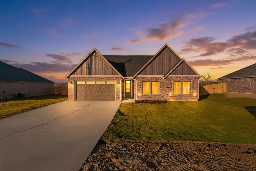 498 Cumberland Trail, Bridgeport, TX 76458 - Image #2