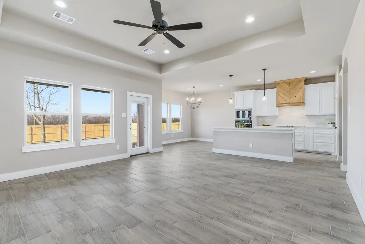 494 Cumberland Trail, Bridgeport, TX 76458 - Image #1