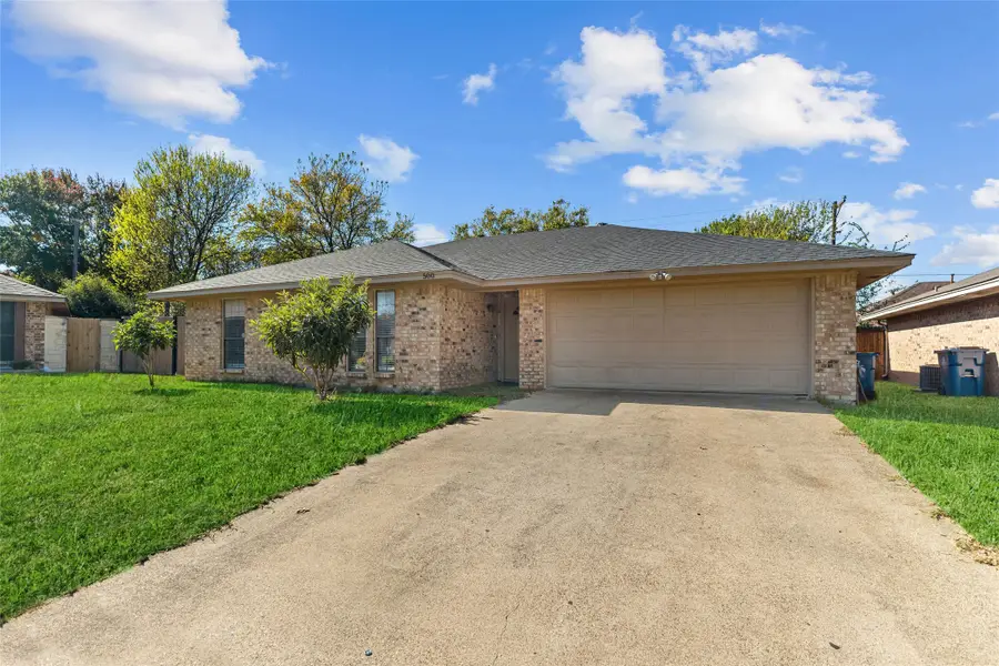 500 Pidgeon Court, Desoto, TX 75115 - Image #3