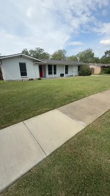 12511 Keyport Drive, Farmers Branch, TX 75234 - Image #2