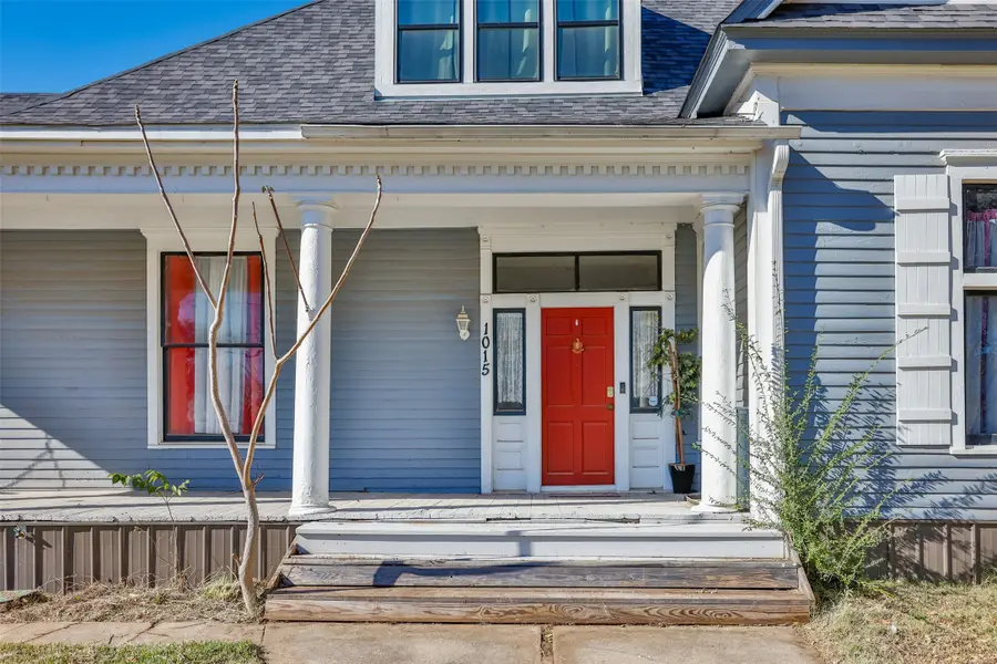 1015 N Dixon Street, Gainesville, TX 76240 - Image #3