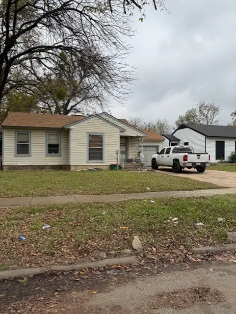 1010 Clarice Street, Grand Prairie, TX 75051