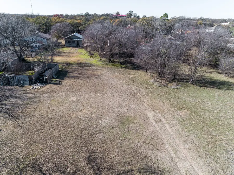 310 N Dixie Street, Eastland, TX 76448 - Image #3