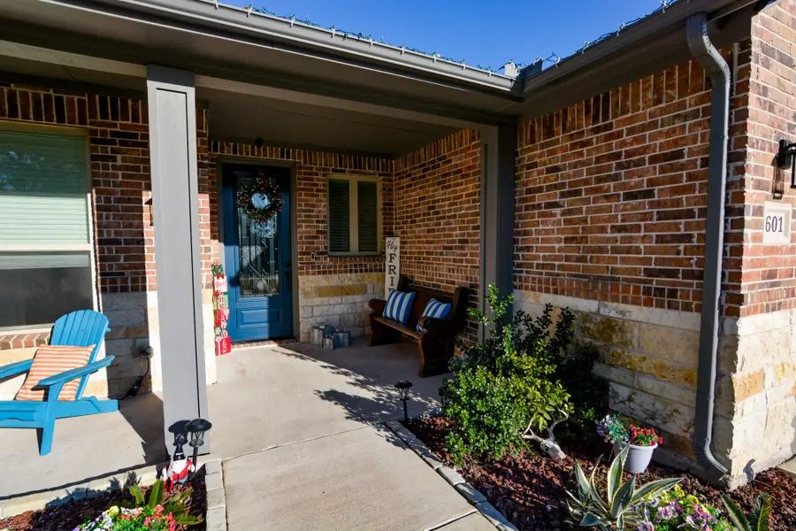 601 Mathew Street, Grandview, TX 76050 - Image #3