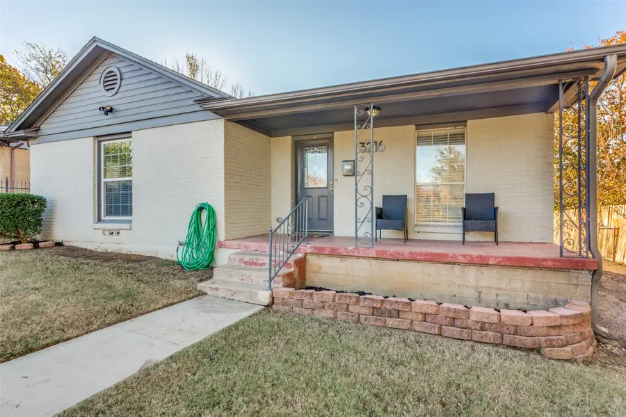 3216 Meadowbrook Drive, Fort Worth, TX 76103 - Image #2