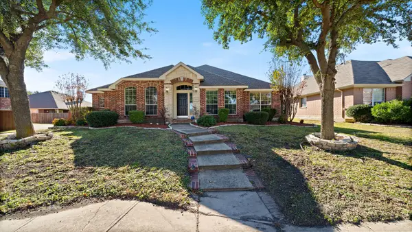 8014 Wilmington Drive, Rowlett, TX 75089