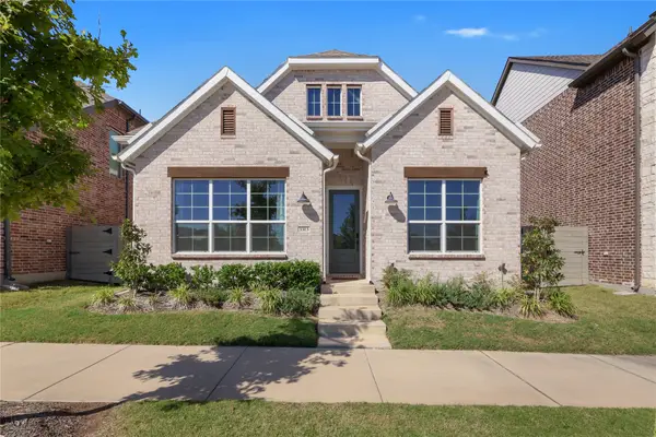 3313 The Commons Parkway, Sachse, TX 75048